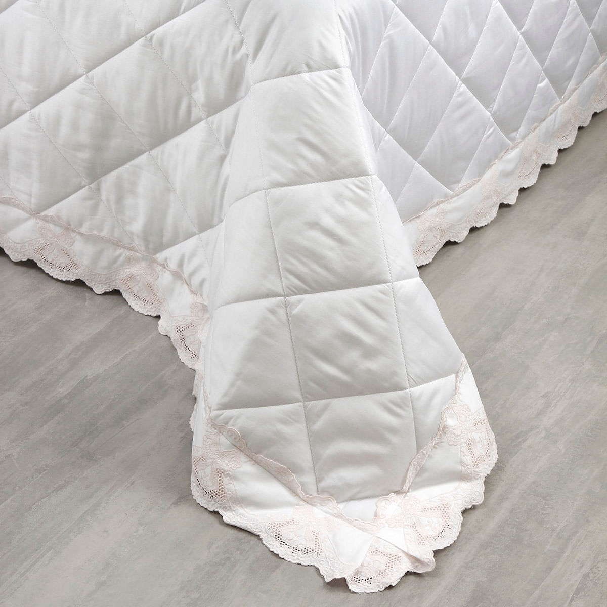 01070234_2219_2-EDREDOM-BELLE-320-FIOS