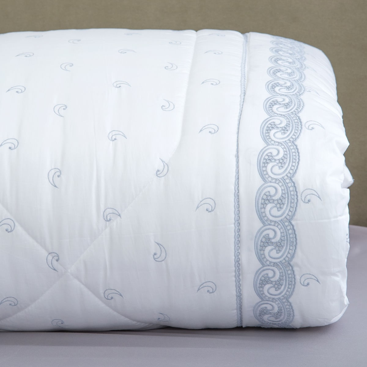 01070228_2232_1-EDREDOM-VIENA-320-FIOS