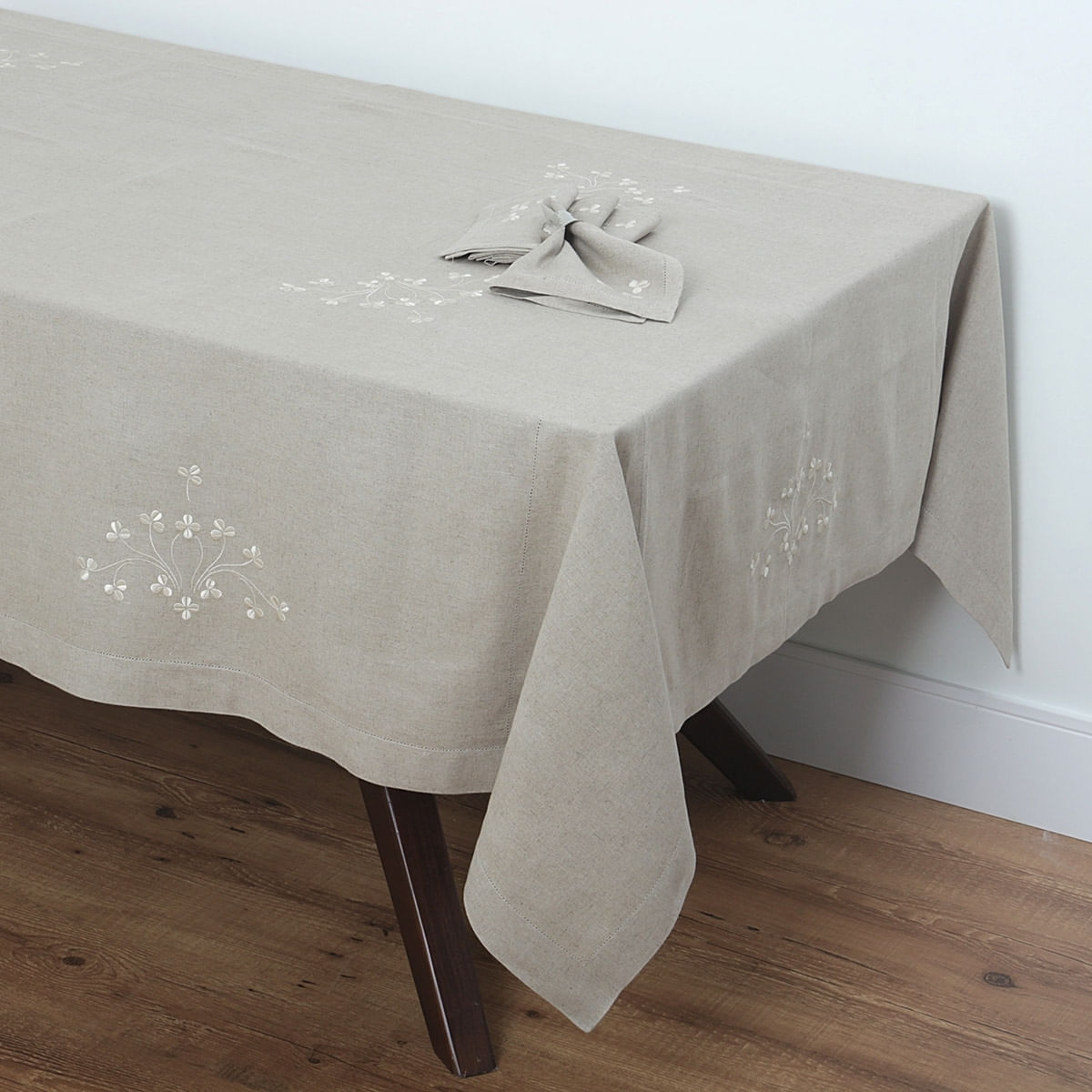 02111089_2198_1-TOALHA-DE-MESA-TREVOS-NATURAIS