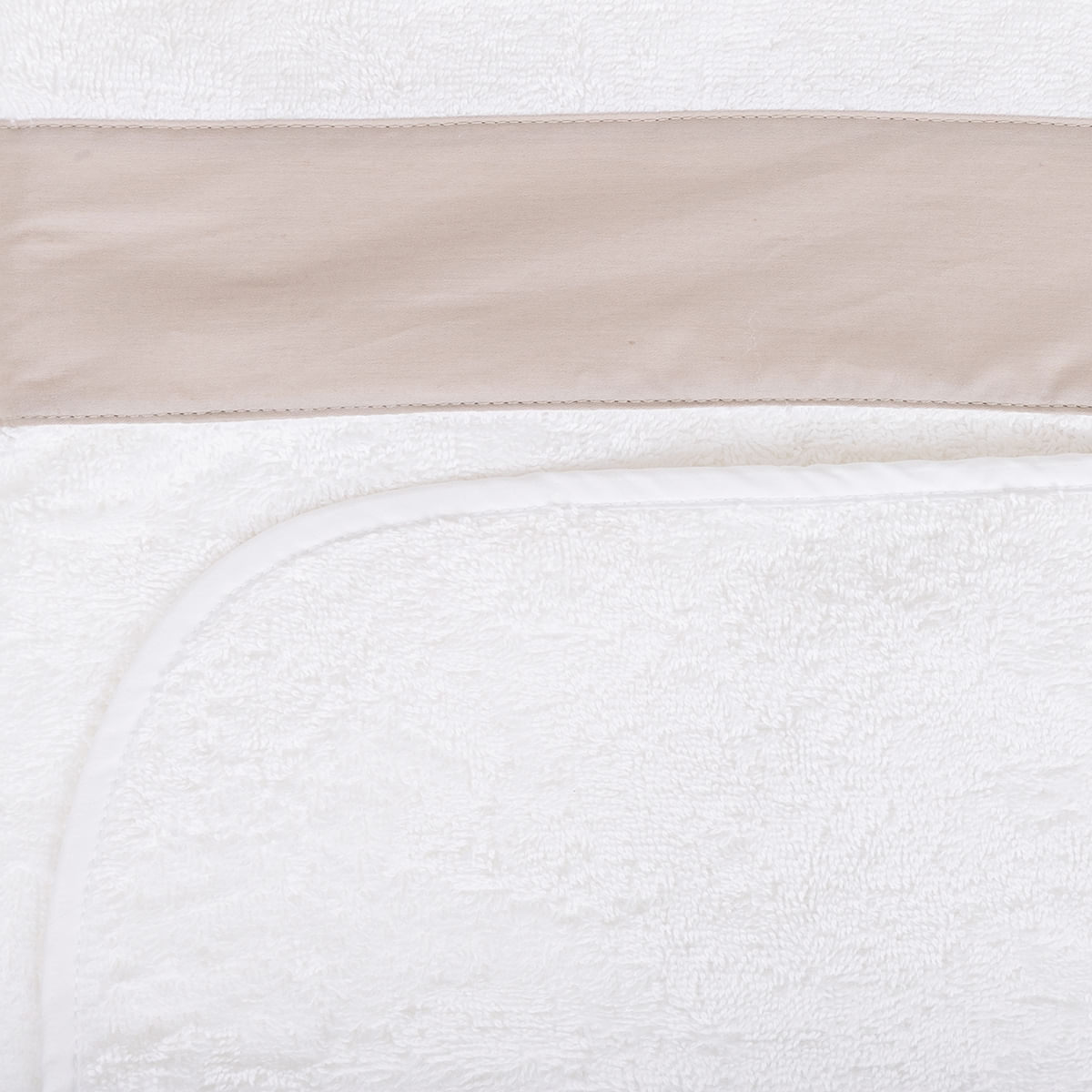 03010007_1067_2-TOALHA-DE-BANHO-COM-CAPUZ