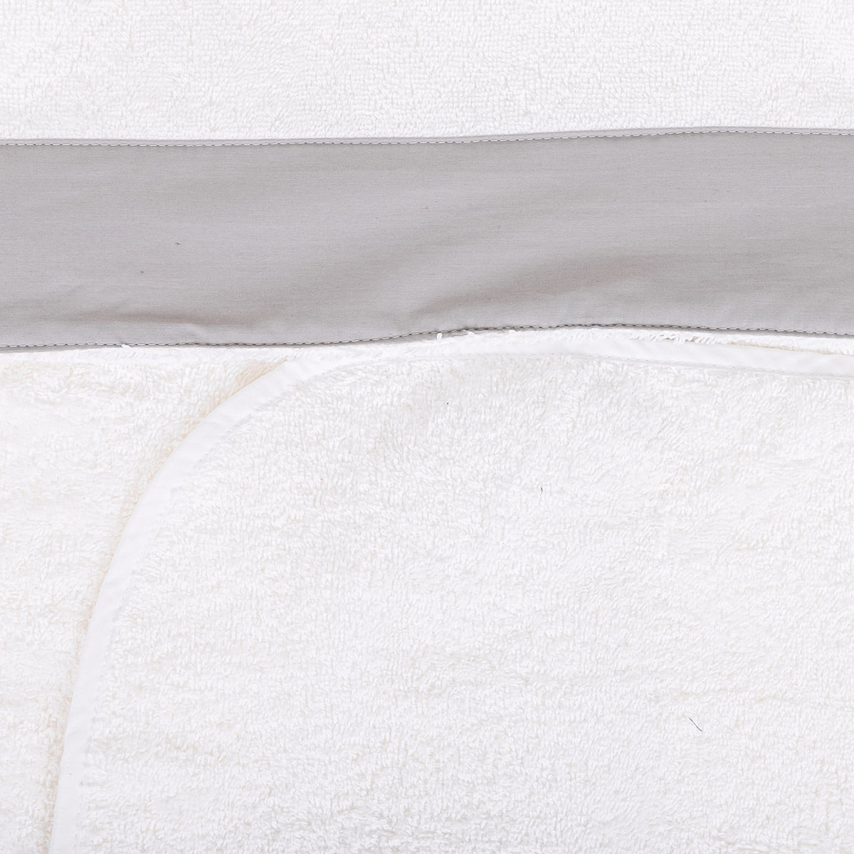 03010007_1142_2-TOALHA-DE-BANHO-COM-CAPUZ