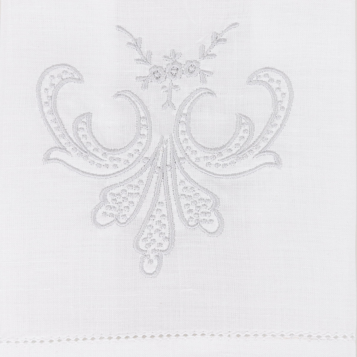 03110074_1142_2-TOALHA-DE-LAVABO-PALMAS-COM-POAS-BORDADO