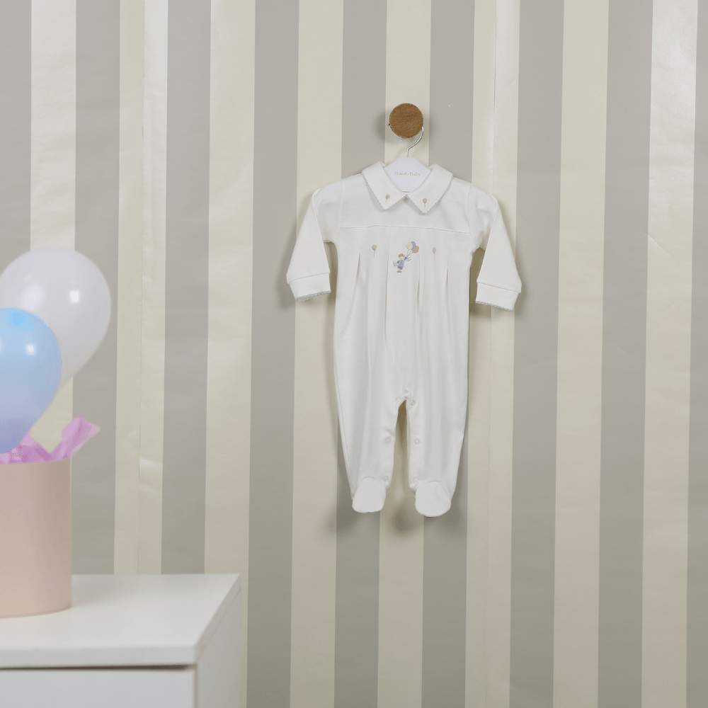 Macacao-Menino-com-balao-longo