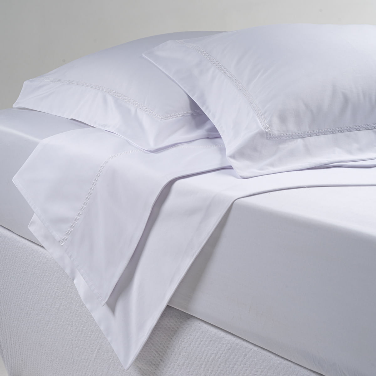 08-01-0366-Jogo-de-Lencol-Neve-Branco-Branco