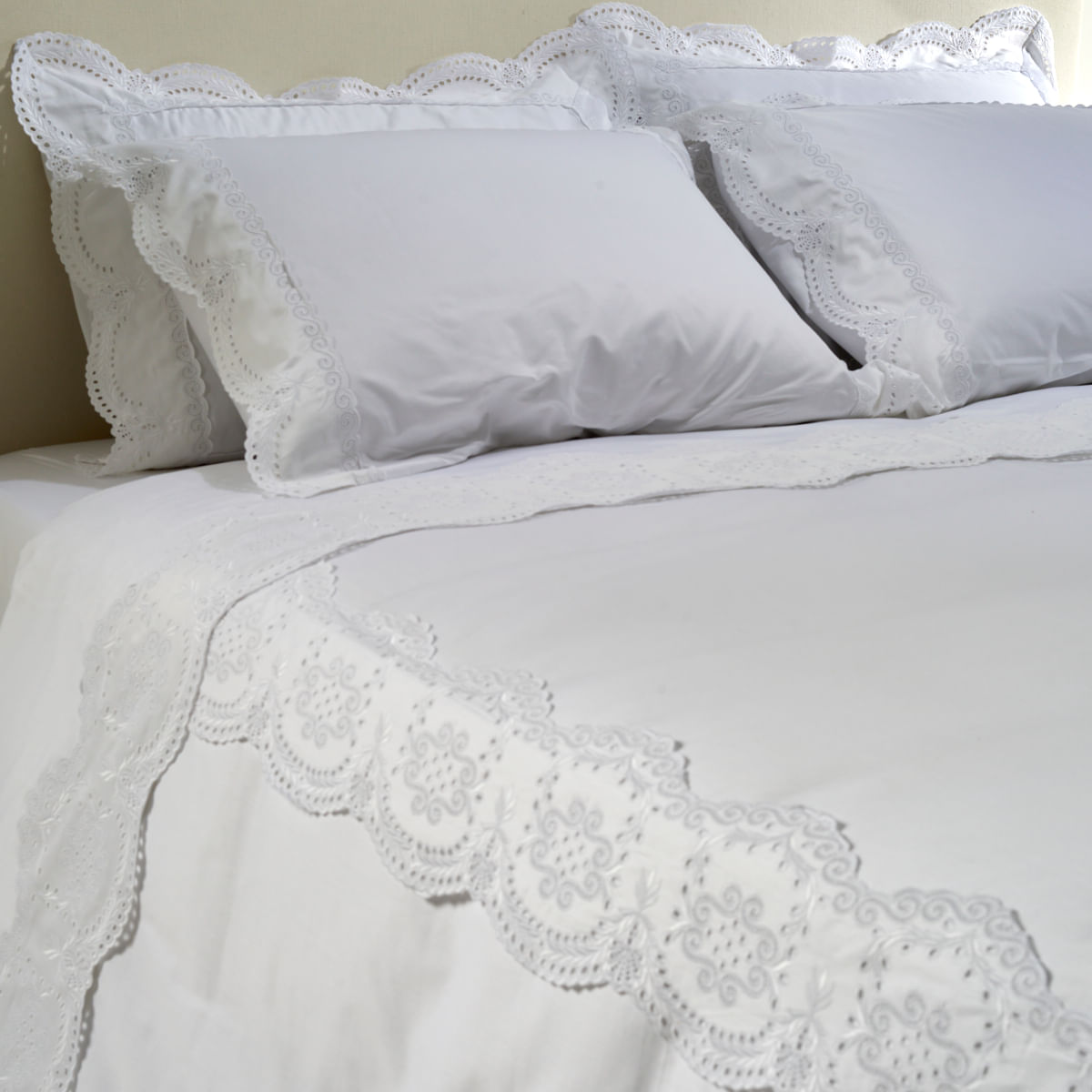 08-01-0183-Jogo-de-Lencol-Lucerna-Branco-Branco-