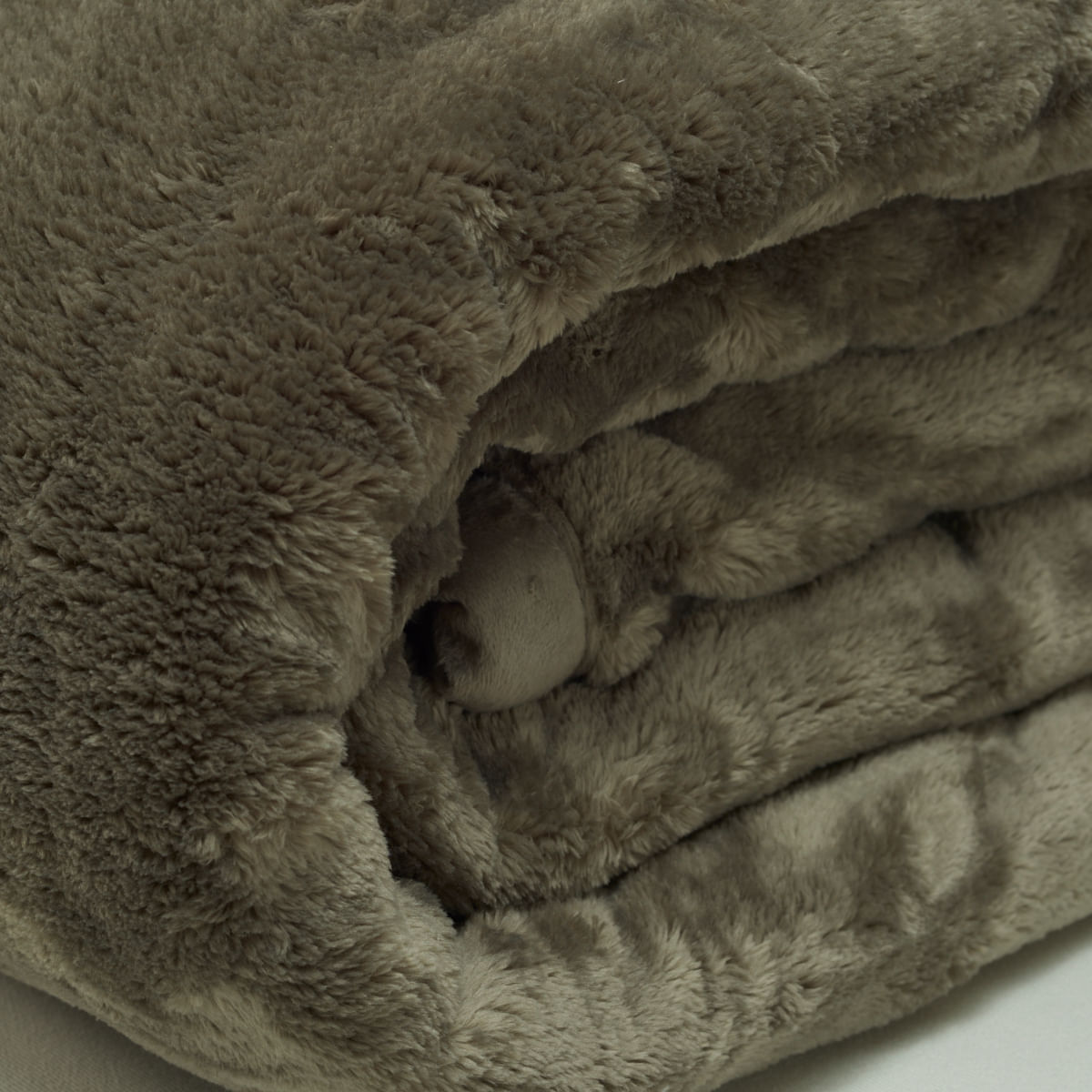 10-01-0428-Cobertor-Quebec-Marrom