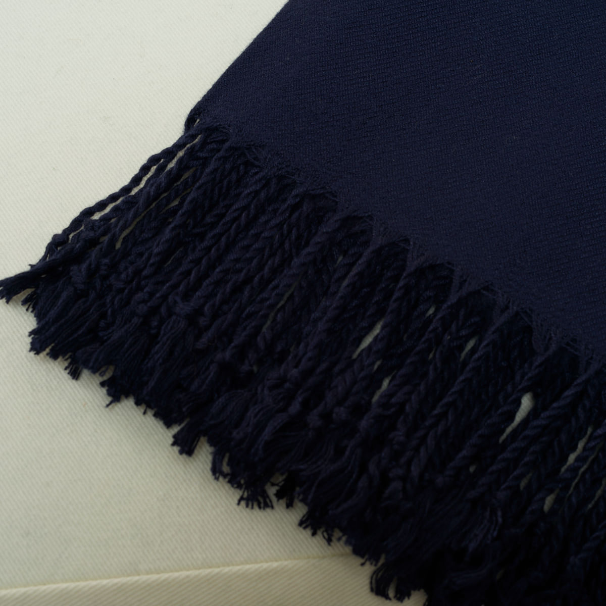 01-14-0062-Manta-Milly-Toque-Cashmere-Azul-Marinho-