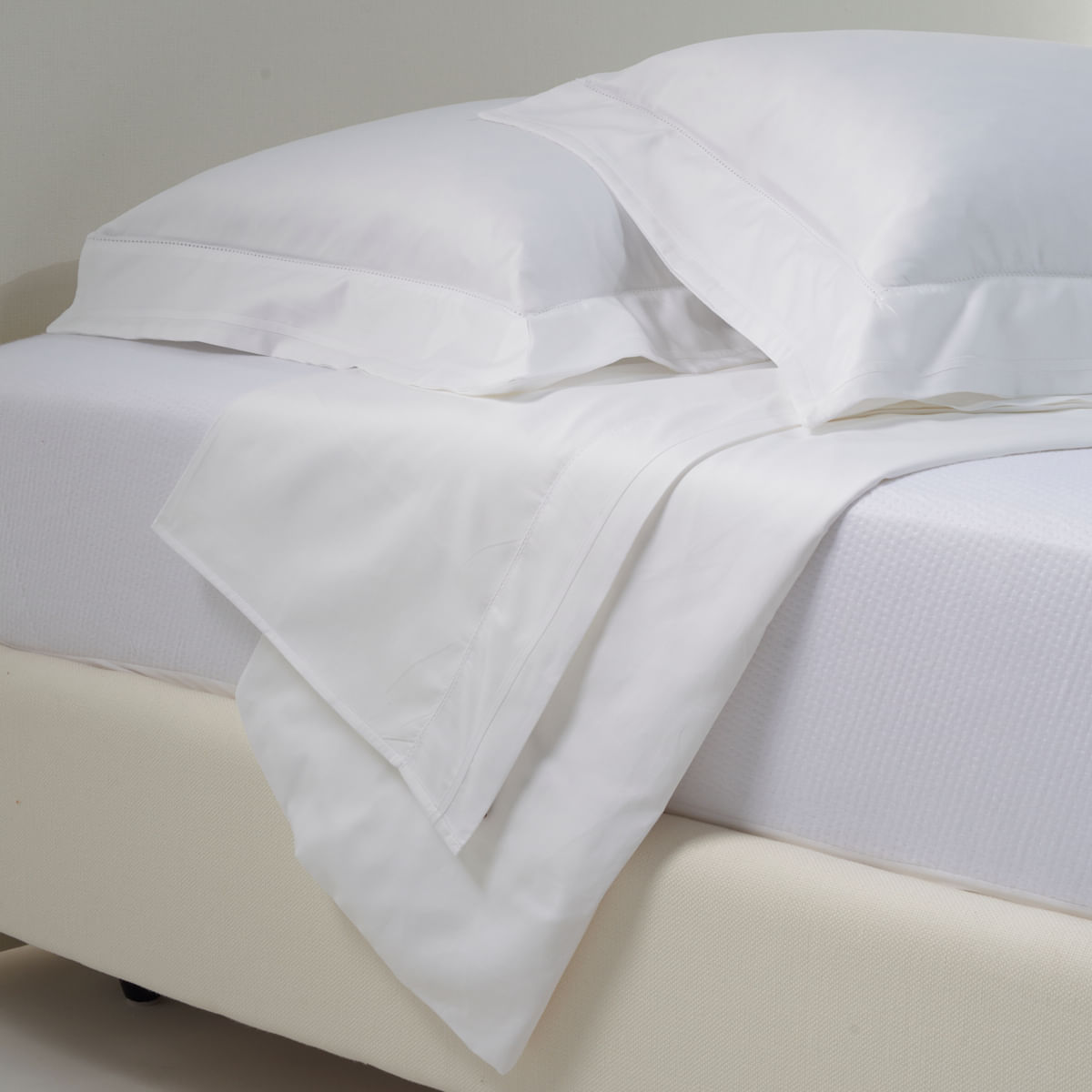 01-10-2372-Jogo-de-Lencol-Caminare-Branco-Branco-