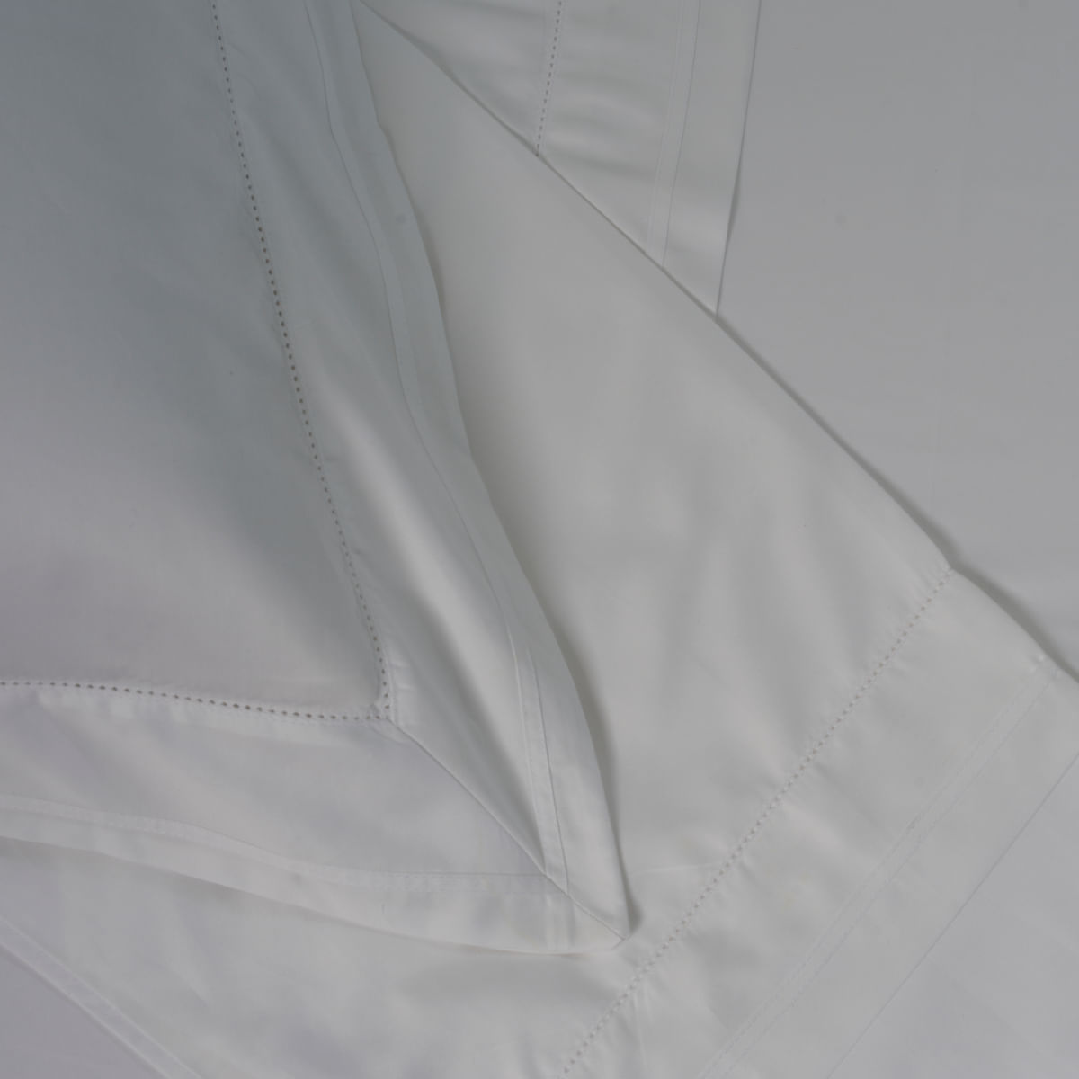 01-10-2372-Jogo-de-Lencol-Caminare-Branco-Branco-