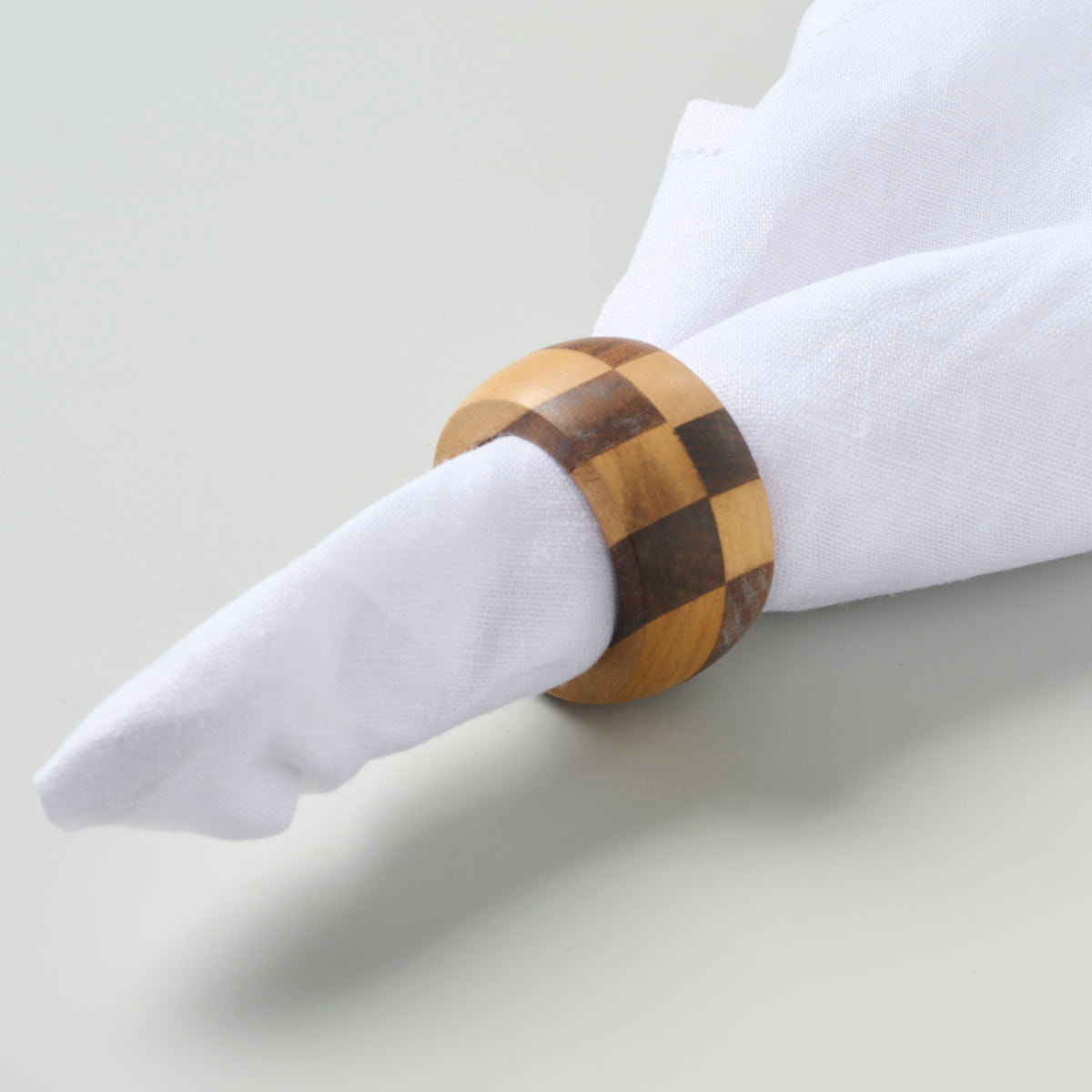 02-04-0037-Porta-Guardanapo-Julie-Bege-Marrom-