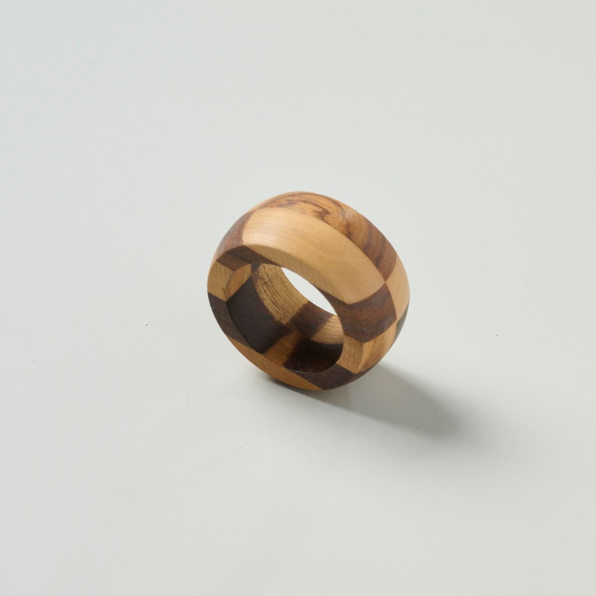 02-04-0037-Porta-Guardanapo-Julie-Bege-Marrom-