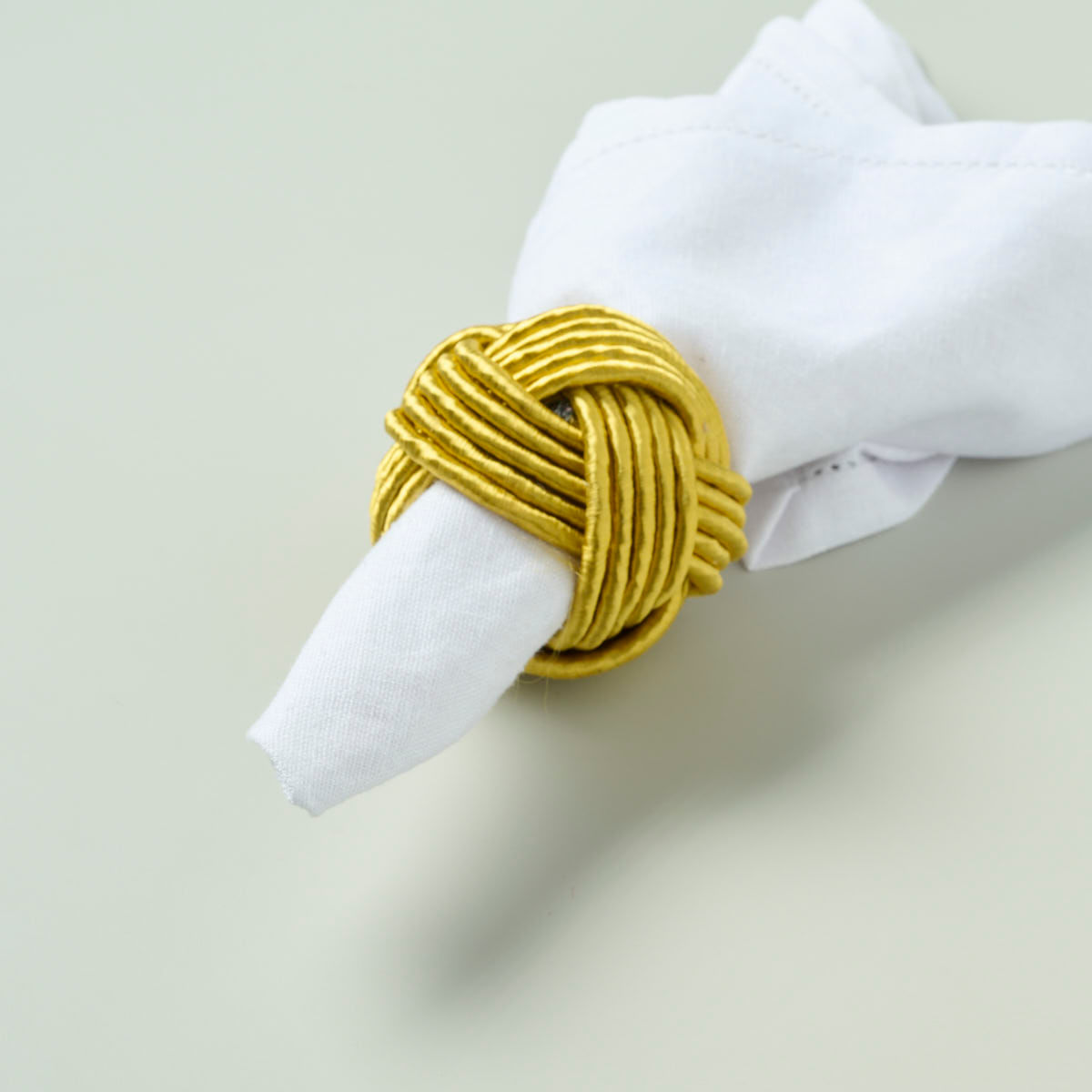 02-04-0059-Porta-Guardanapo-Chloe-Dourado-