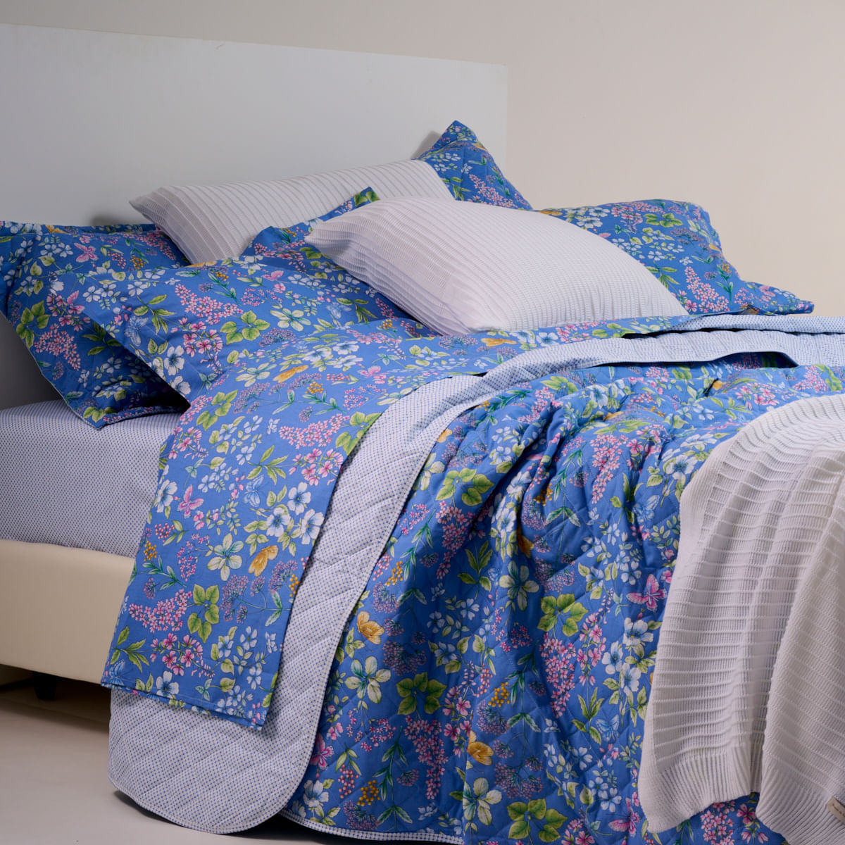 10.01.0508-Colcha-Eden-Azul-