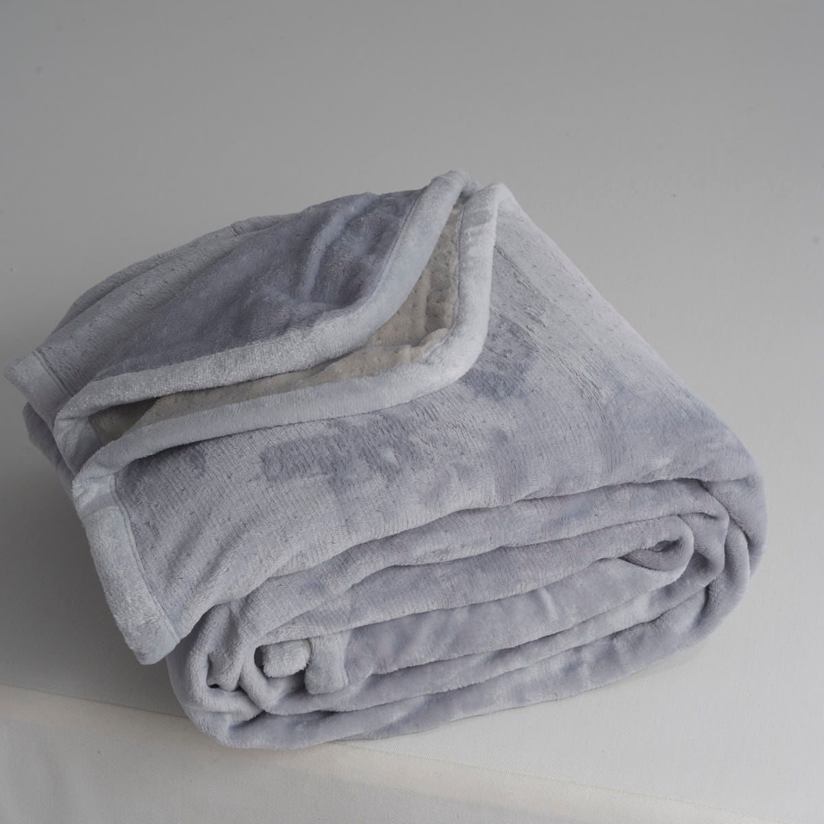 Cobertor-Gioia-Cinza-Claro