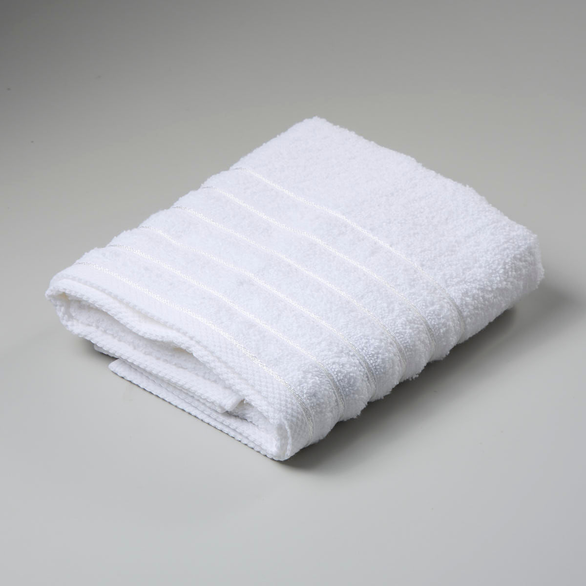 03-13-0092-Toalha-de-Rosto-New-Stripes-Branco-Branco-