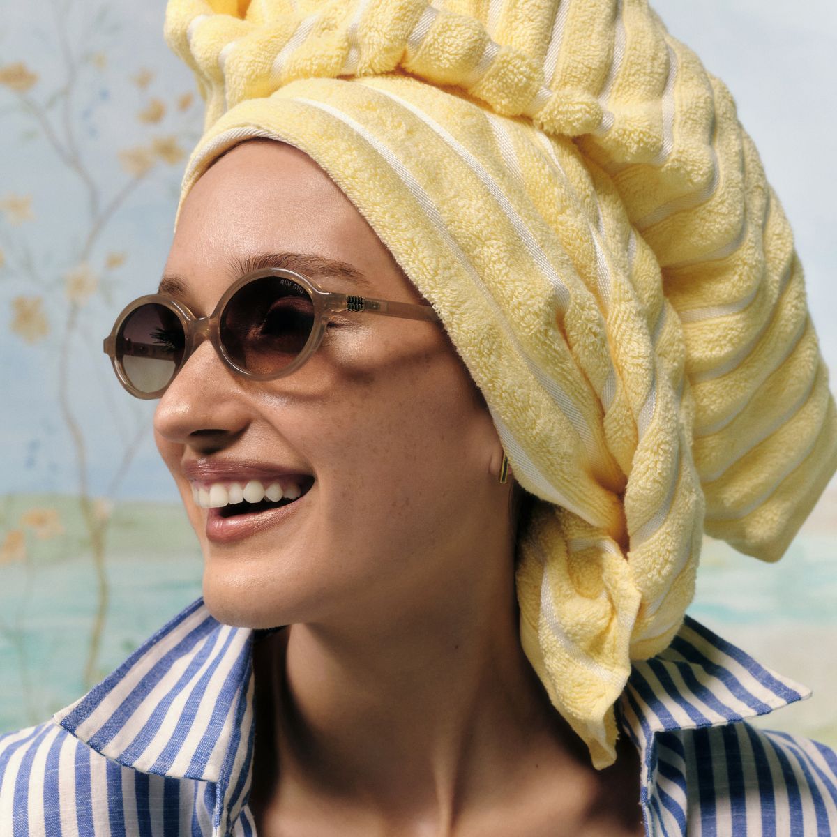 03-12-0009-Toalha-de-Praia-Breton-Stripes-Amarelo-Claro-Branco