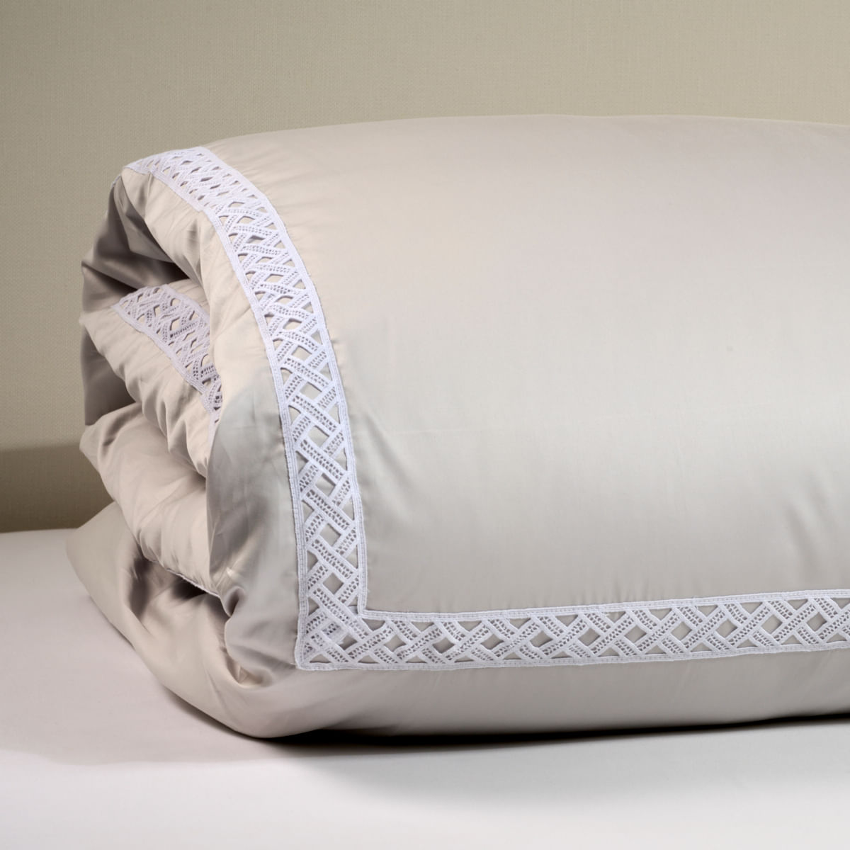 01-02-0725-Capa-de-Edredom-Poesia-Cinza-Branco-