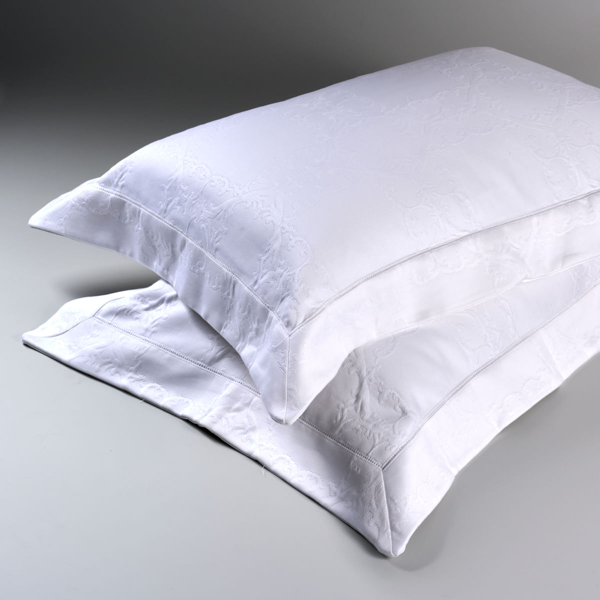 01-05-0344-Colcha-C-Pt-Sophistique-Portuguesa-Branco-