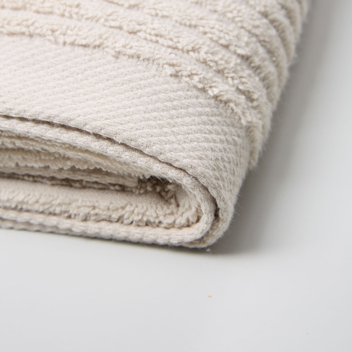 03-13-0088-Toalha-de-Rosto-Graffiato-Bege-