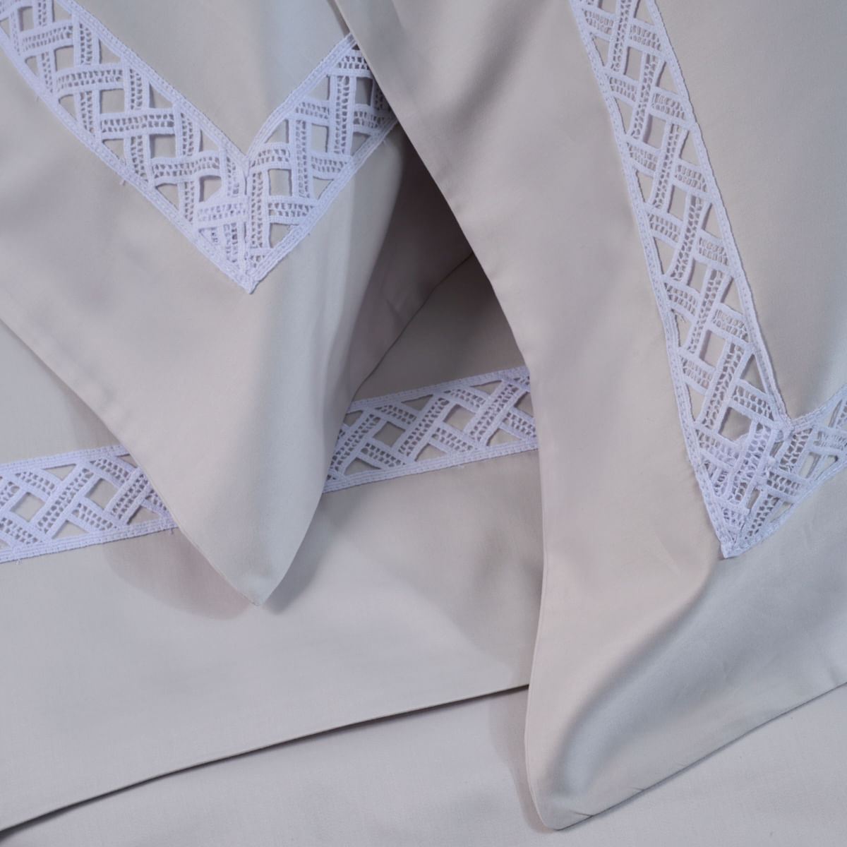 01-10-2190-Jogo-de-Lencol-Poesia-Cinza-Branco-