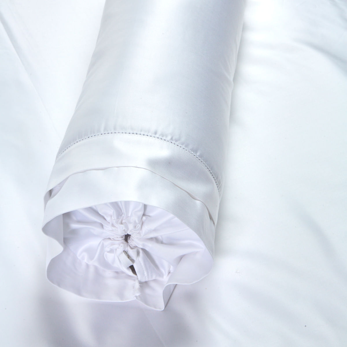 08-01-0361-Capa-de-Rolinho-Mille-Notti-Me-Branco-Branco