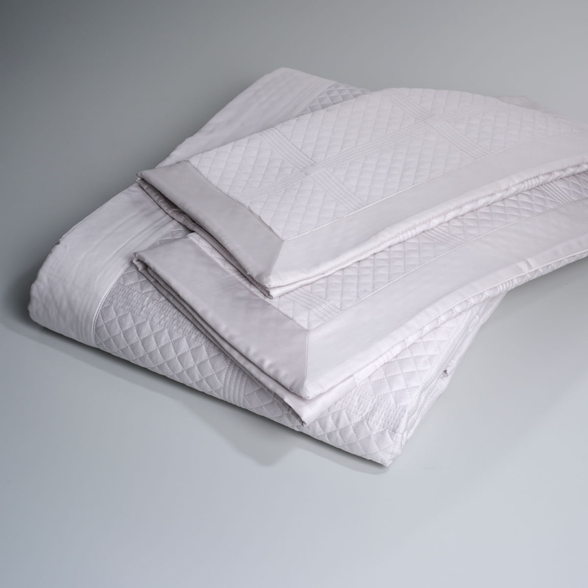 01-05-0167-Colcha-Capri-300-fios-Prata-0