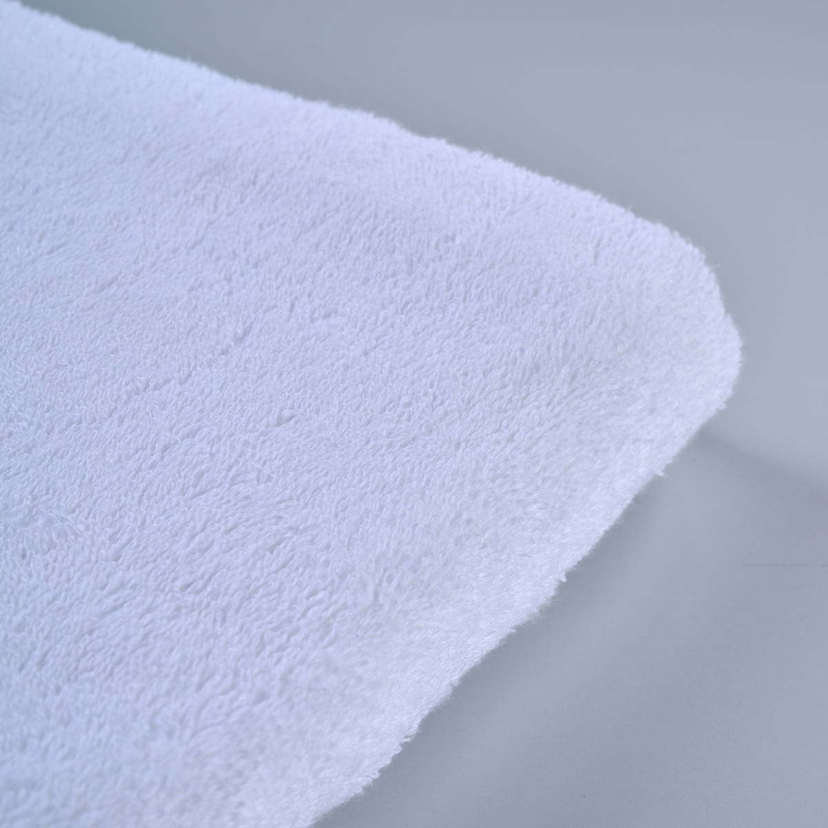 03-09-0060-Toalha-de-Banho-Plenitude-Branco-