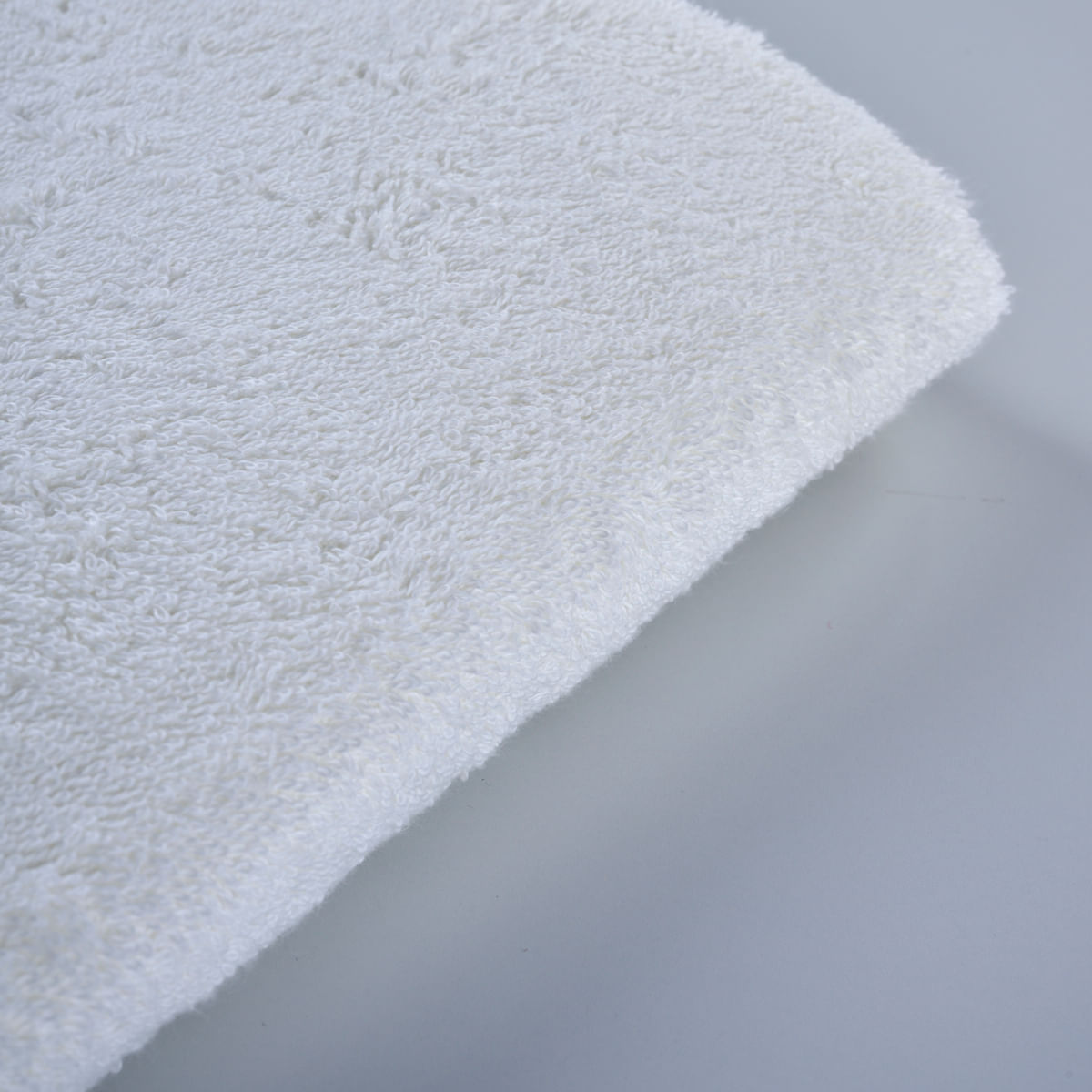 03-09-0060-Toalha-de-Banho-Plenitude-Marfim