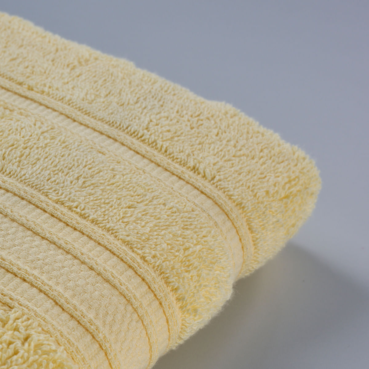 03-13-0082-Toalha-de-Rosto-Majestic-Amarelo