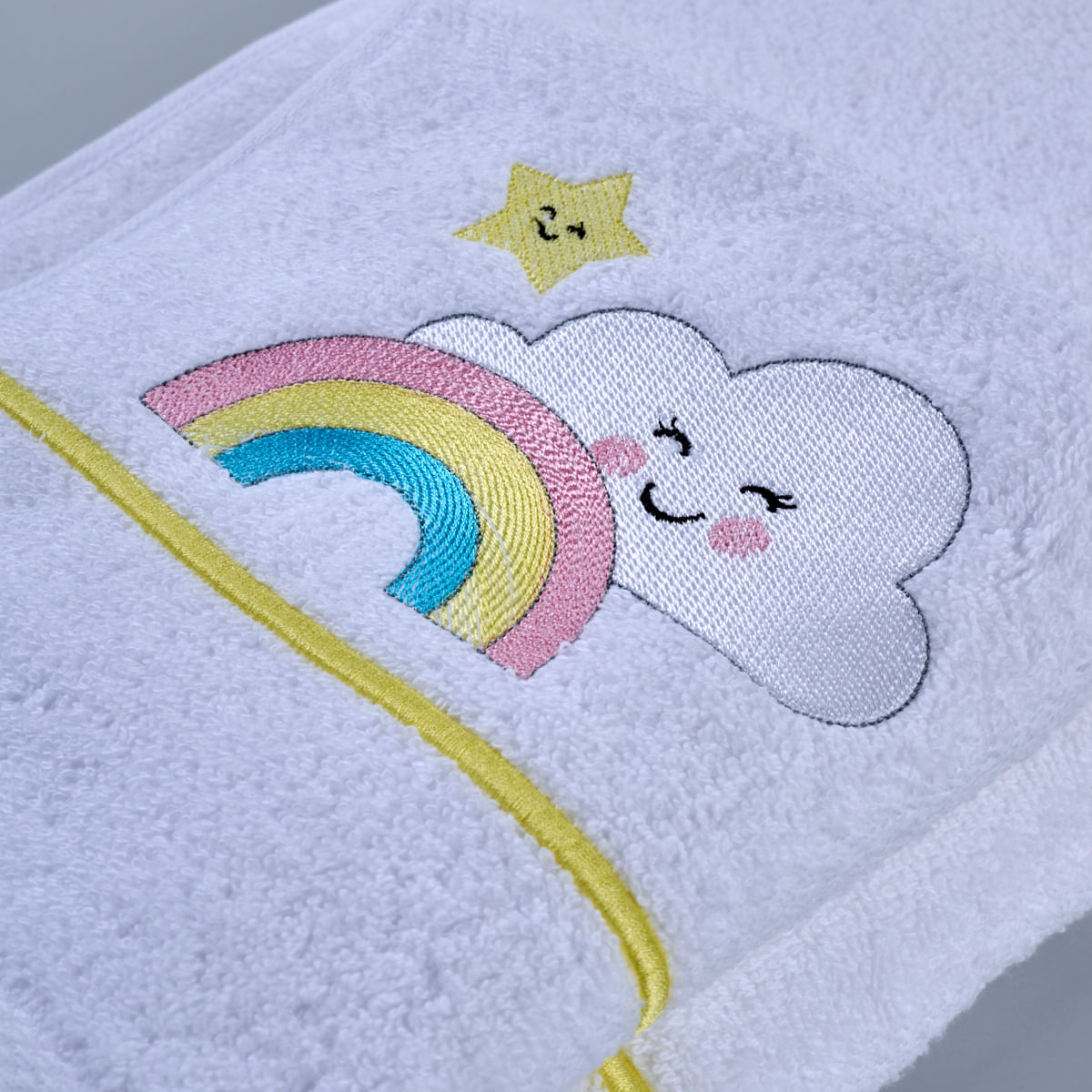 07-02-0166-Kit-Banho-e-Rosto-Sunshine-Branco-Amarelo-