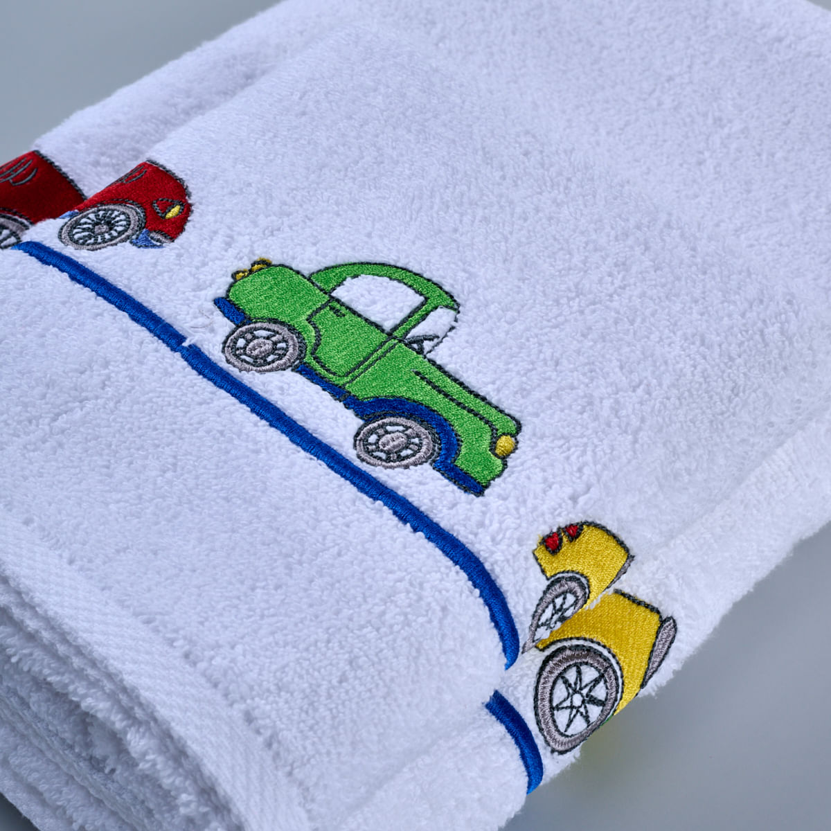 07-02-0168-Kit-Banho-e-Rosto-Speed-Car-Branco-Azul-