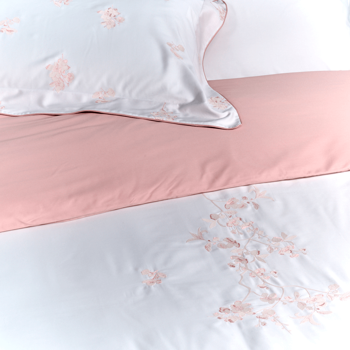 capa-edredom-ciliegia-branco-rosa
