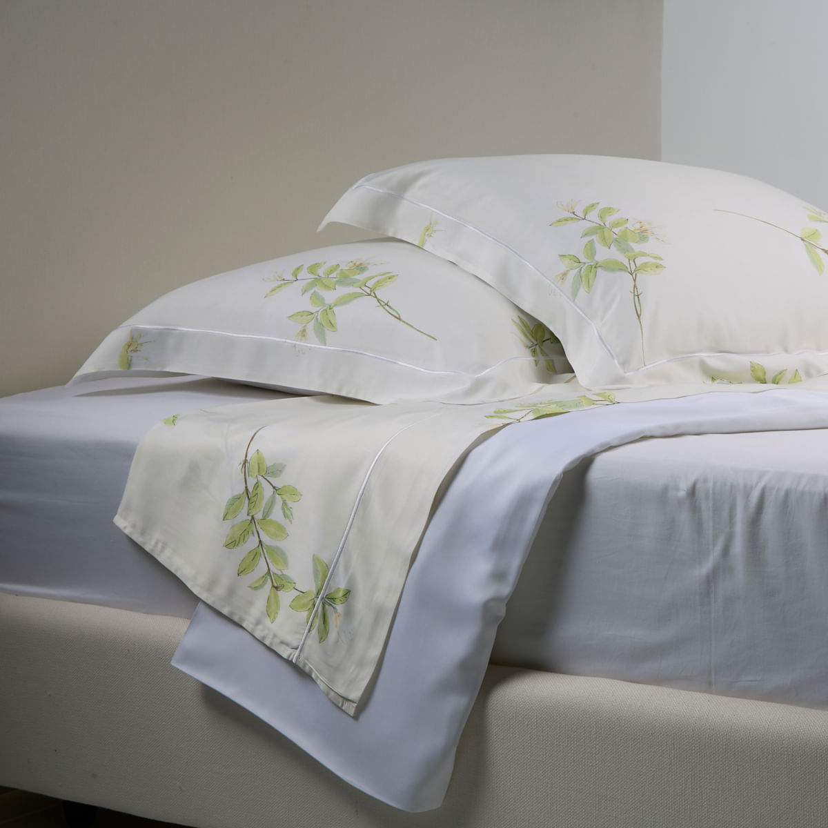 08-01-0410-Jogo-de-Lencol-Botanica-ME-Branco-Verde