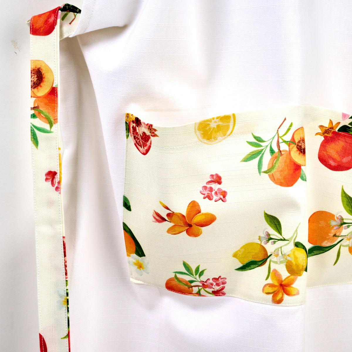 02-13-0004-Avental-Breakfast-OffWhite