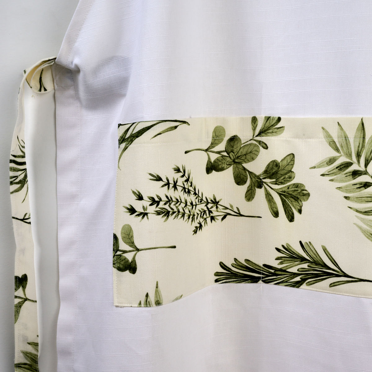 02-13-0007-Avental-Herbes-Off-White-