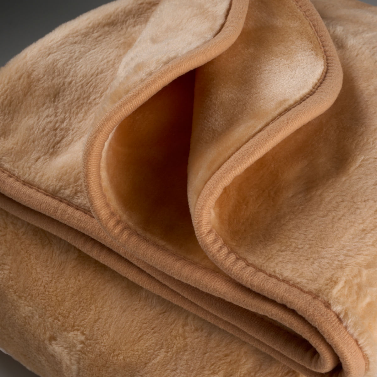 01-04-0036-Cobertor-Espanhol--Belpla-Dore-