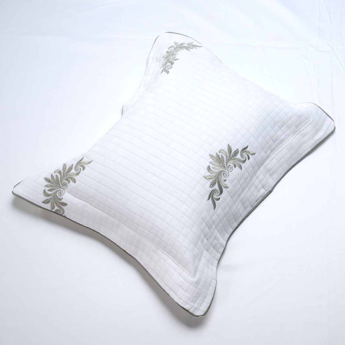 Capa-de-Almofada-Piquet-Leaf