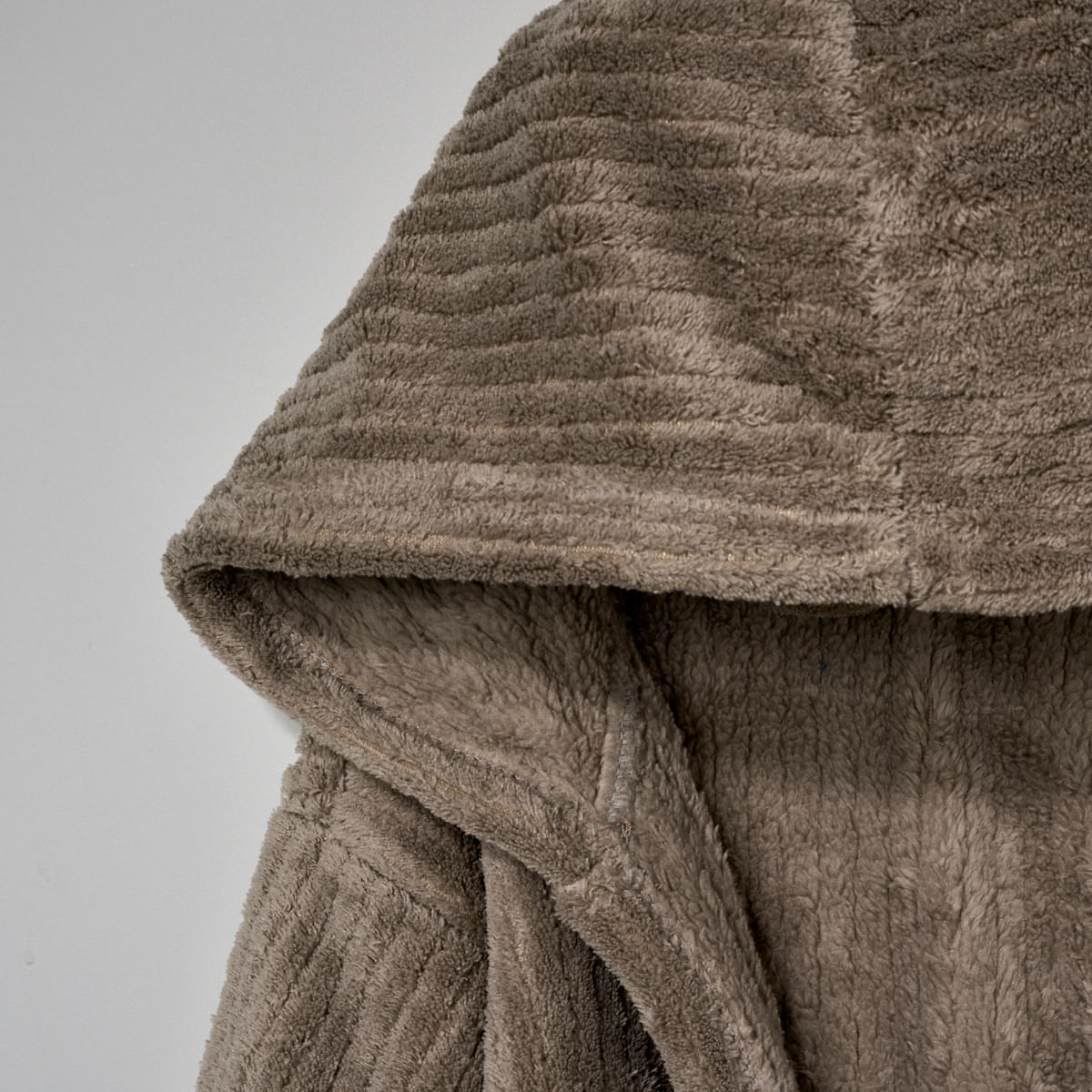 Roupao-Microfibra-Infantil-Com-Capuz---Fendi-