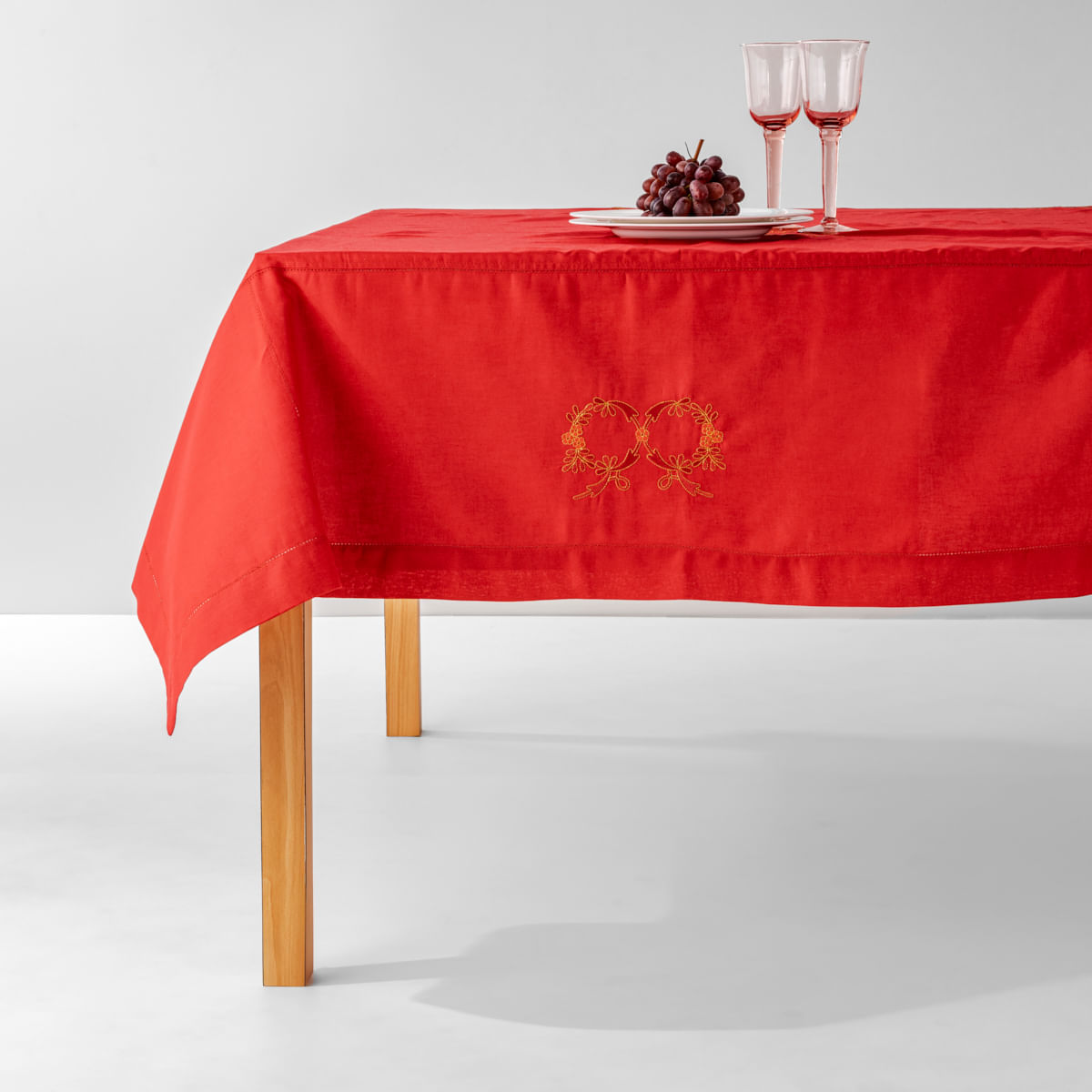02-11-1176-Toalha-de-Mesa-Painel-Firenze-Vermelho-Dourado-001.jpg