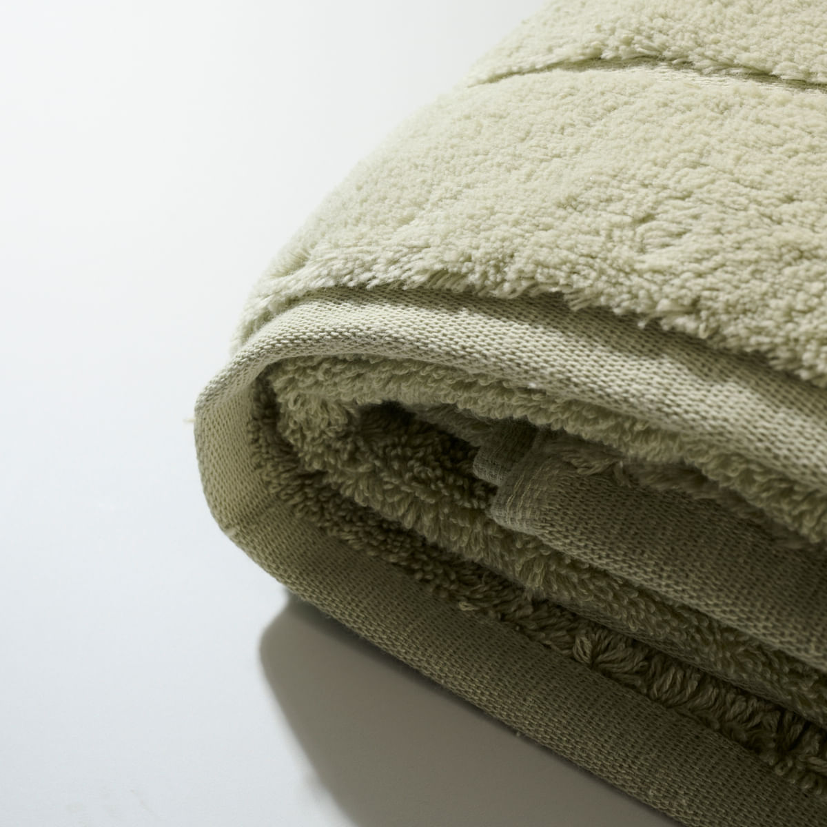 03-10-0056-Toalha-de-banho-Seven-Hundred-Verde-Claro-002.jpg