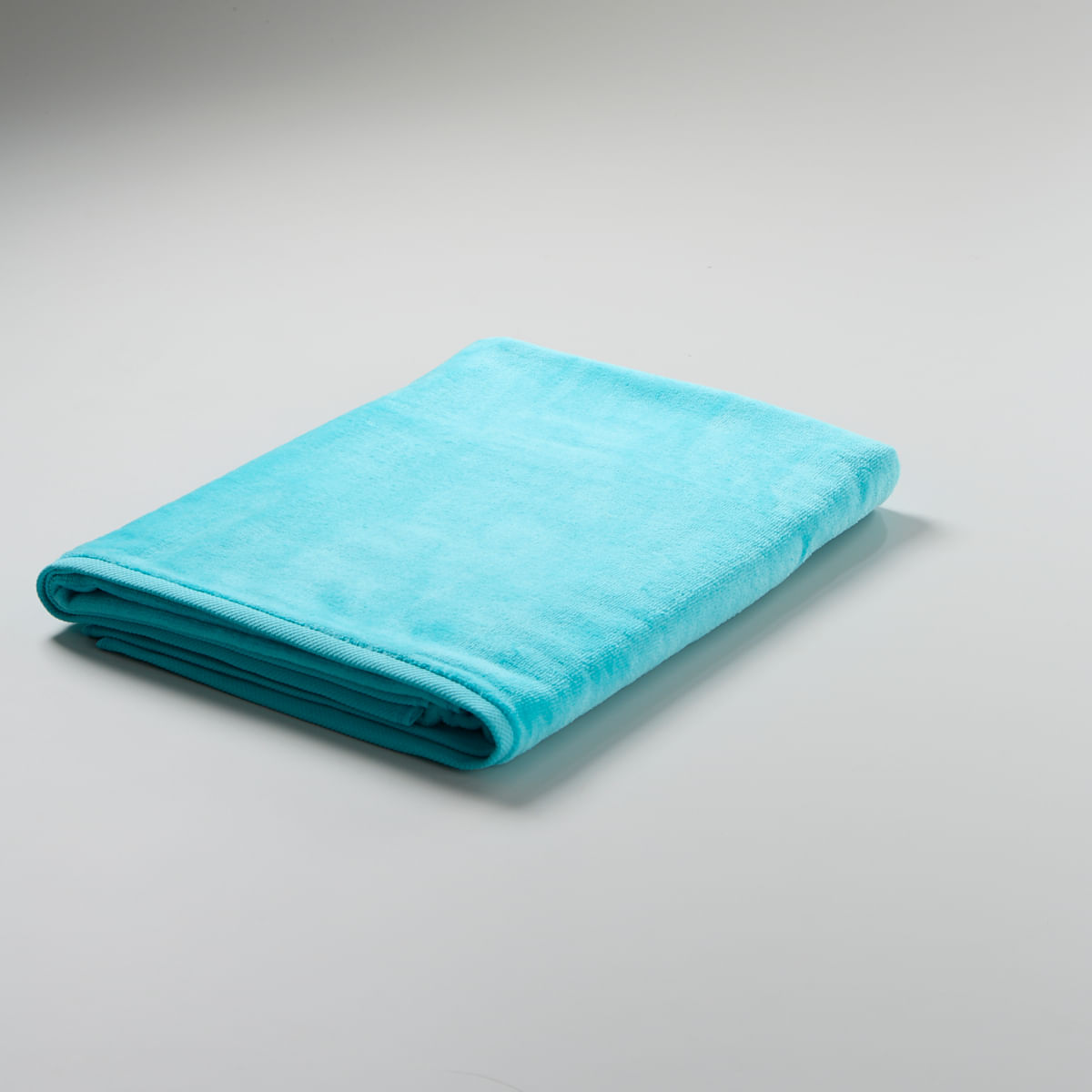 03-12-0038-Toalha-de-Praia-Piscina-Biarritz-Lisa-Turquesa-001.jpg