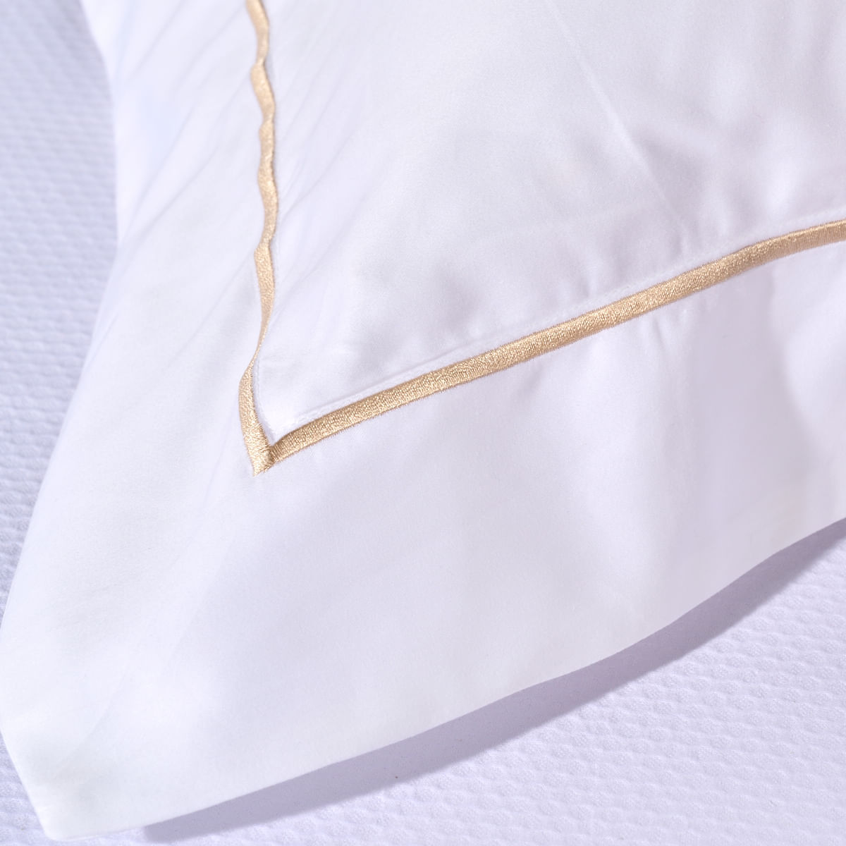 01-10-2386-Jogo-de-Lencol-Singular-Branco-Rosa-004