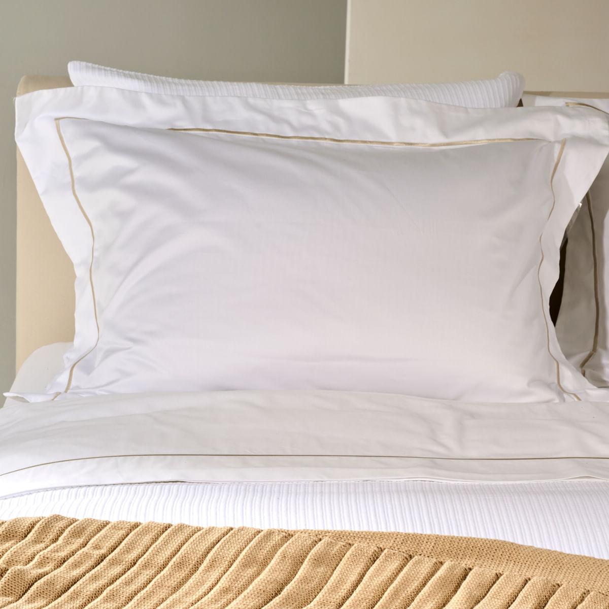 01-10-2386-Jogo-de-Lencol-Singular-Branco-Areia-002