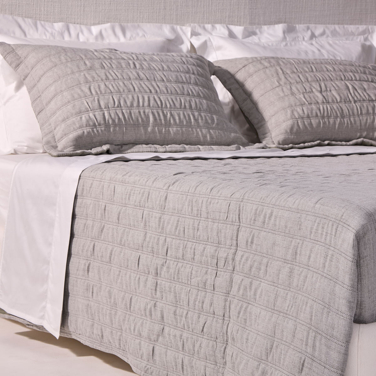 01-05-0927-Colcha-Vigo-Fendi-002