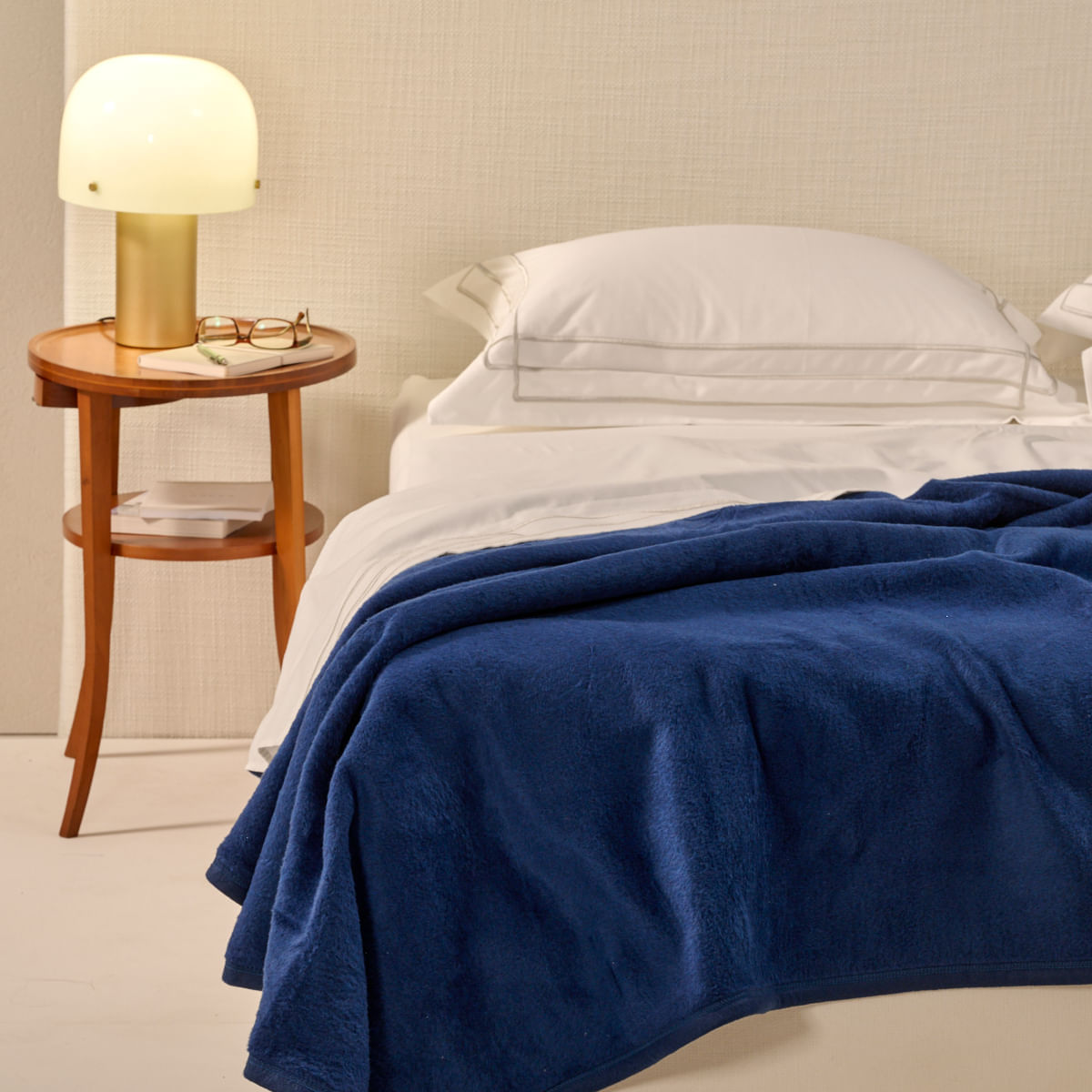 08-01-0391-Cobertor-Turco-Splendore-Marinho-001