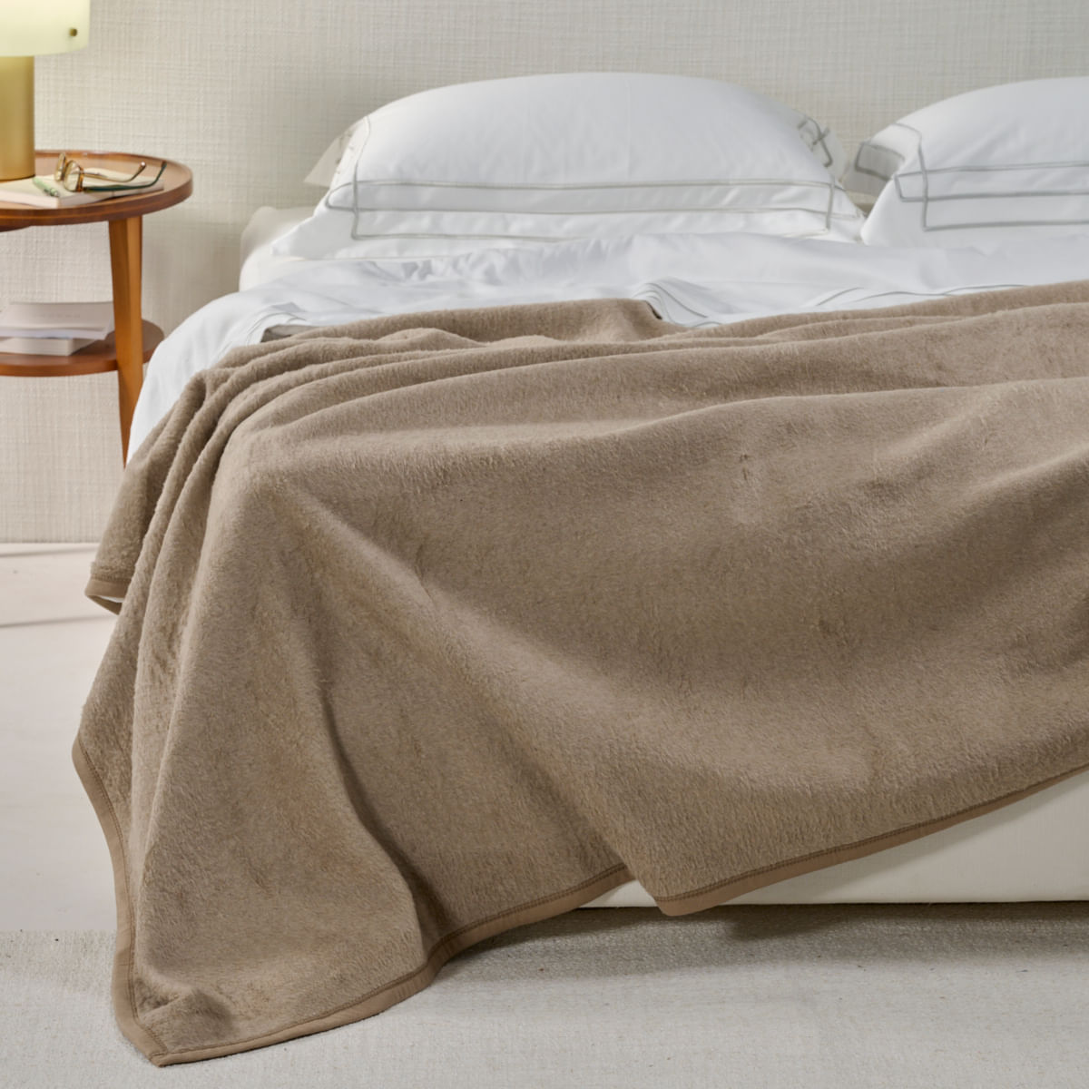 08-01-0391-Cobertor-Turco-Splendore-Caqui-002