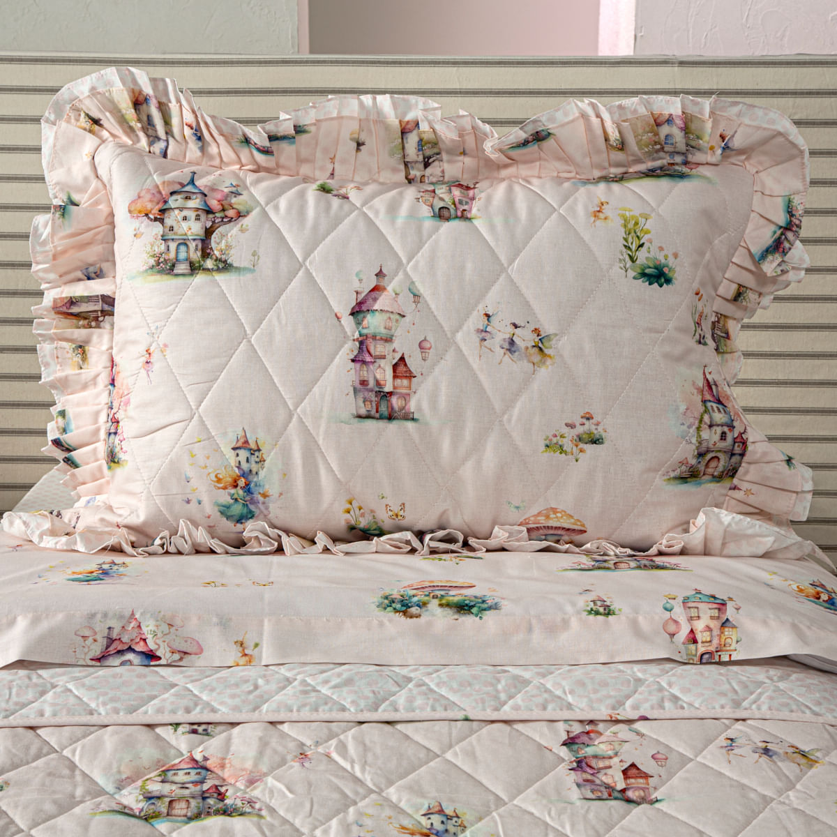 07-03-0268-Colcha-c-Porta-Fairy-Rosa-002