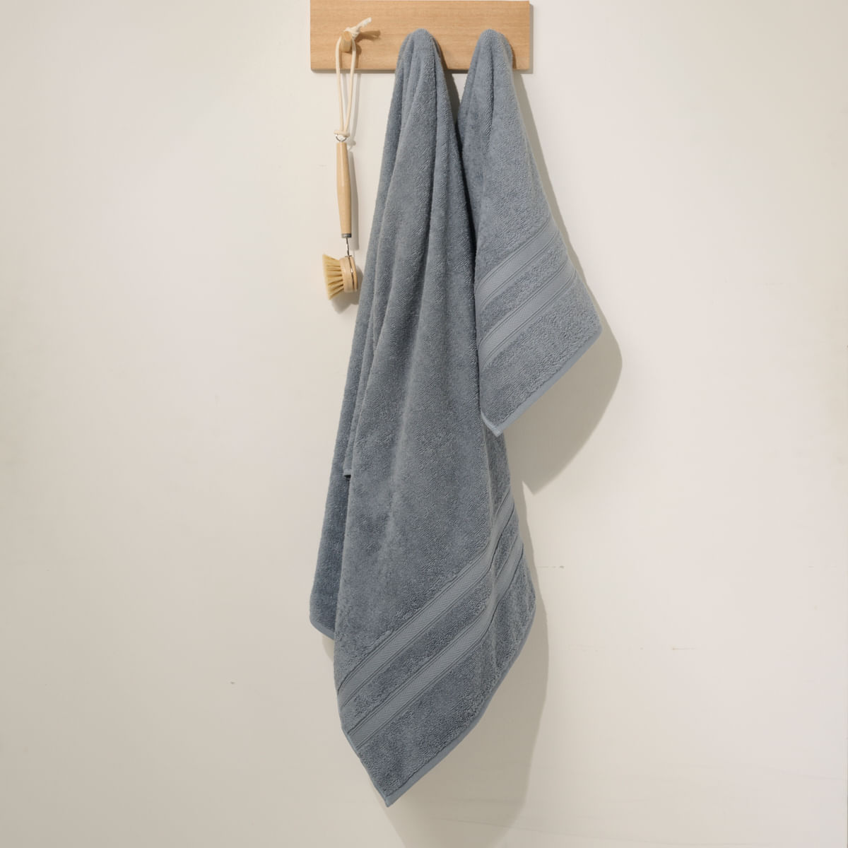 03-09-0033-Toalha-de-Banho-Madrid-Gigante-Azul-jeans-001