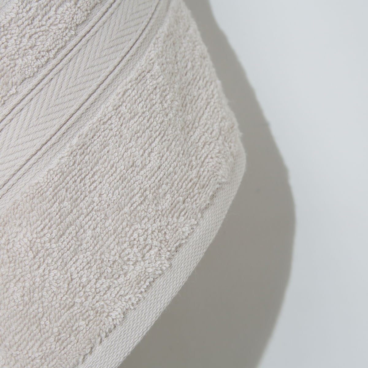 03-09-0033-Toalha-de-Banho-Madrid--Gigante-Prata-004