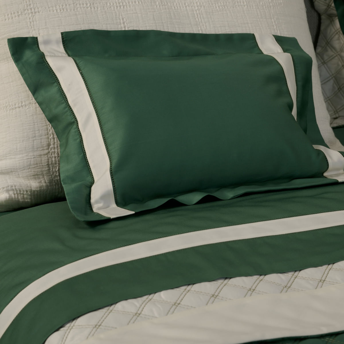 Capa-de-Almofada-Fascino-30-x-40-Verde-Off-White-003